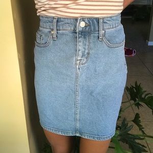 Light wash jean skirt